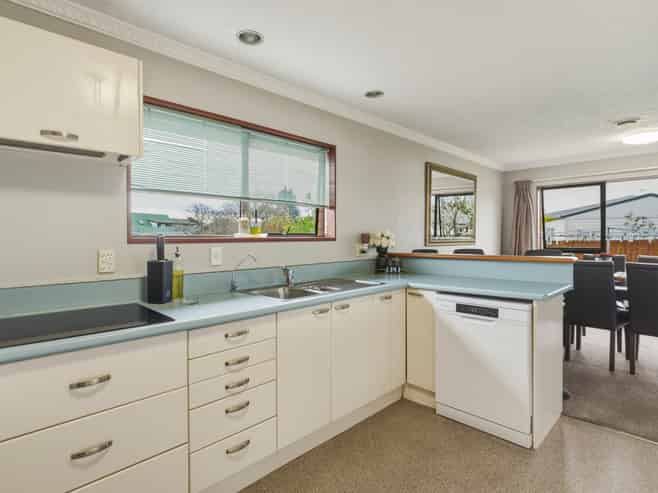 17 Wickliffe Street, Mosgiel