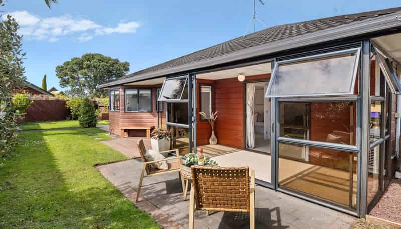 26 Settlers Grove, Orewa