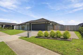 24 Kerr Crescent, Patumahoe