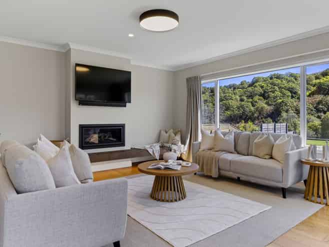 38 Pukeko Way, Kinloch
