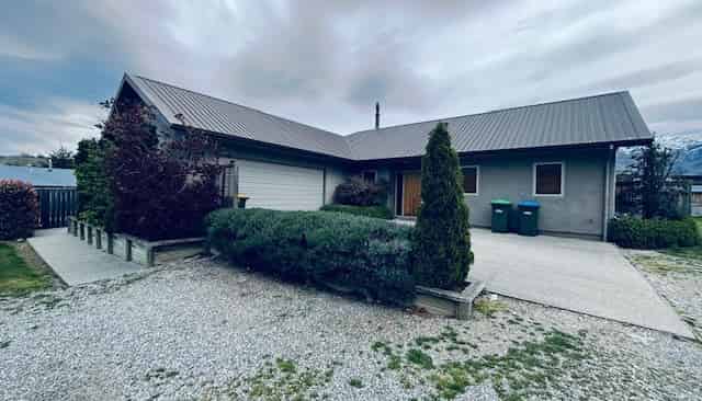 27 Ferry Lane, Cromwell