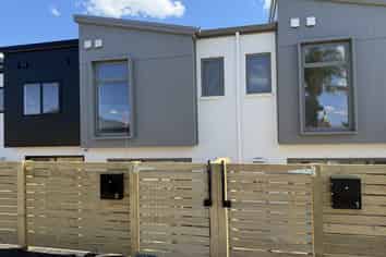 2/50 Forest Lake Road, Forest Lake