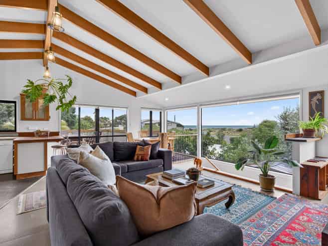 2 Quentin Place, Mahanga, Mahia