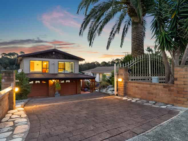 2 Francis Curtis Avenue, Blockhouse Bay