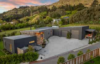 13 Matuku Lane, Heathcote Valley