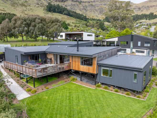13 Matuku Lane, Heathcote Valley