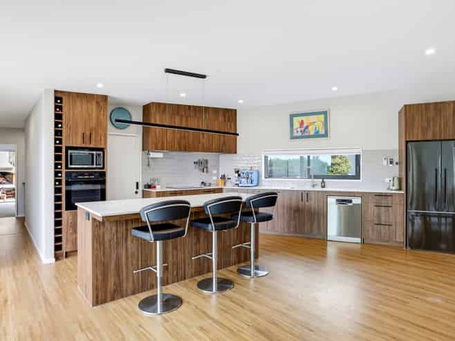 13 Matuku Lane, Heathcote Valley