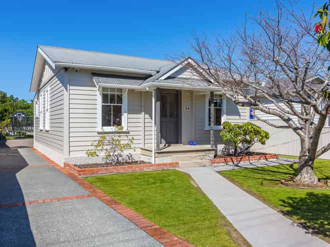 24 Elizabeth Street, Moera
