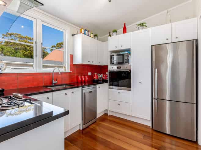 24 Elizabeth Street, Moera