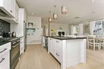 57 Golden Morning Drive, Albany Heights