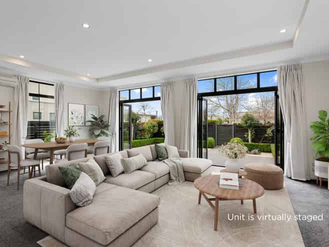 58 Country Club Terrace, Northwood