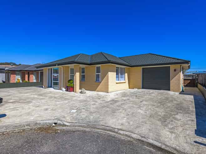 6 Brigidine Place, Pahiatua
