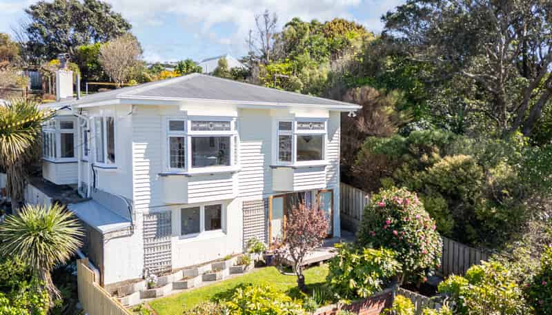 13 Burwah Street, Berhampore