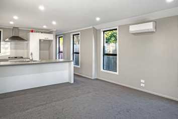 4/41 Kenney Crescent, Fairfield