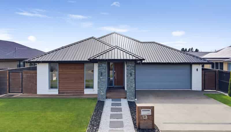 13 Zinnia Way, Wigram