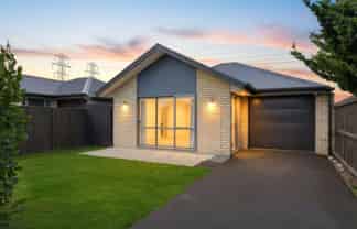 17 Charente Way, Yaldhurst