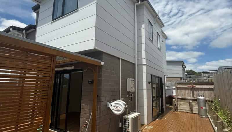 B/9 Poruru Close, Papakura