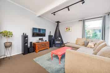 53 D'Oyly Drive, Stanmore Bay