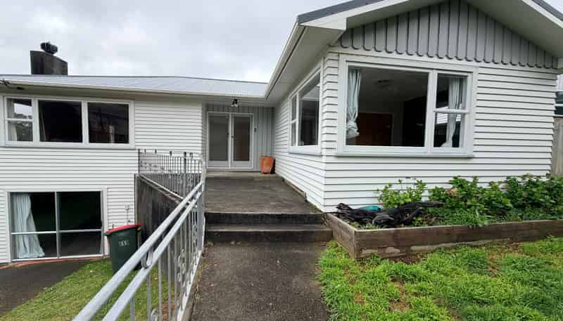 16 Angell Street, Johnsonville