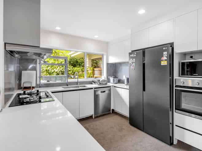 9 Priestley Drive, Bucklands Beach