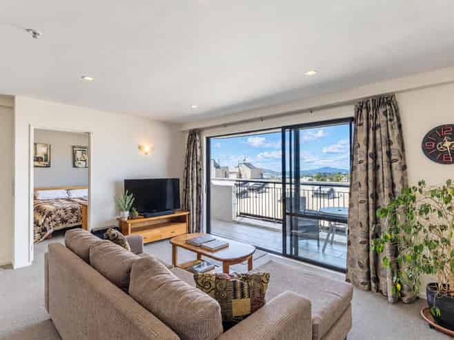 2B/10 Ruskin Street, Parnell