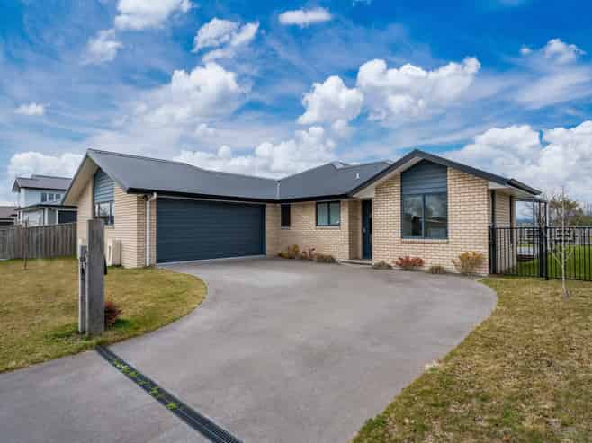78 Huka Heights Drive, Rangatira Park