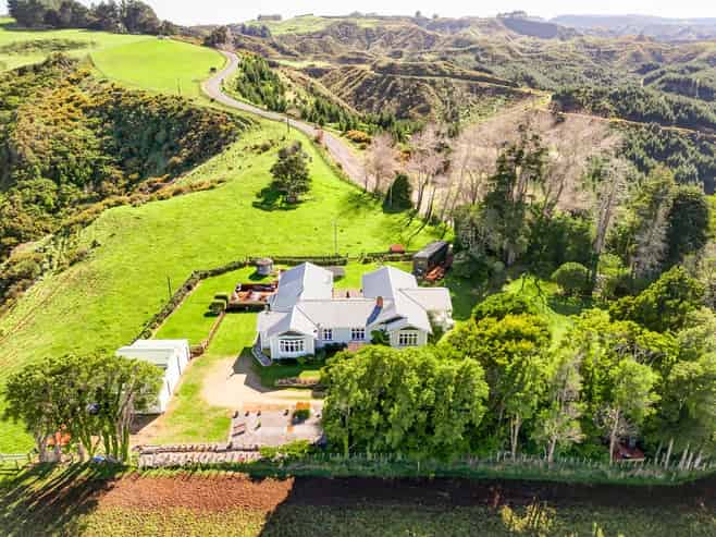 315 Rangitatau West Road, Maxwell