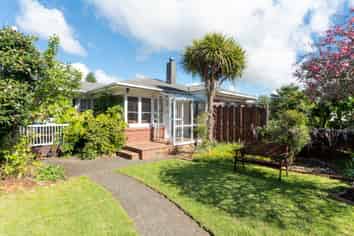 94A Namata Road, One Tree Hill