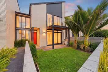 34 Te Oneroa Way, Long Bay