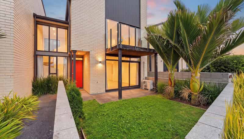 34 Te Oneroa Way, Long Bay