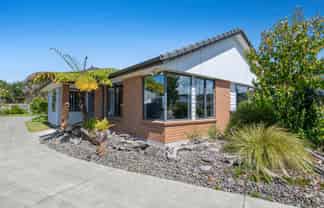 22 Schooner Avenue, Snells Beach