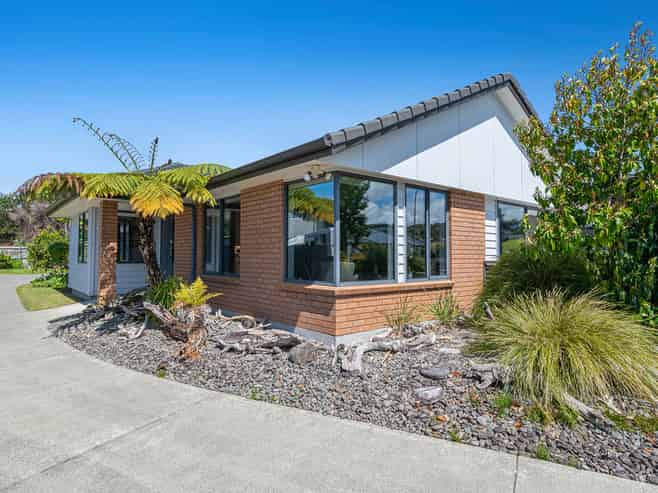 22 Schooner Avenue, Snells Beach