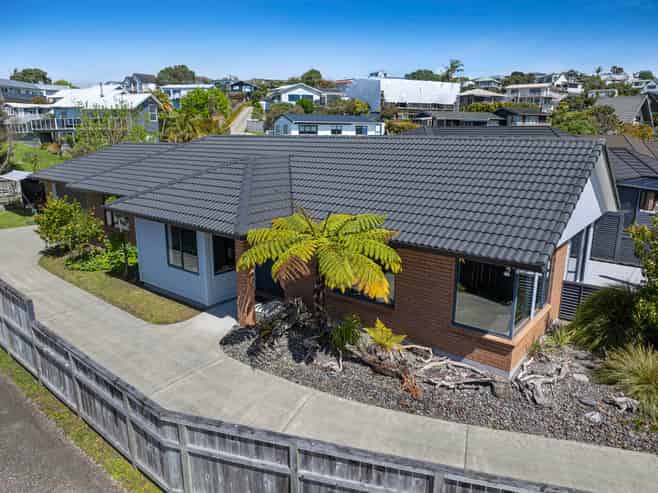 22 Schooner Avenue, Snells Beach