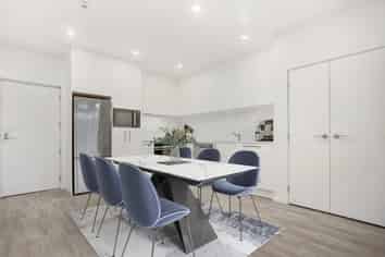 107/4 Torino Street, Point England
