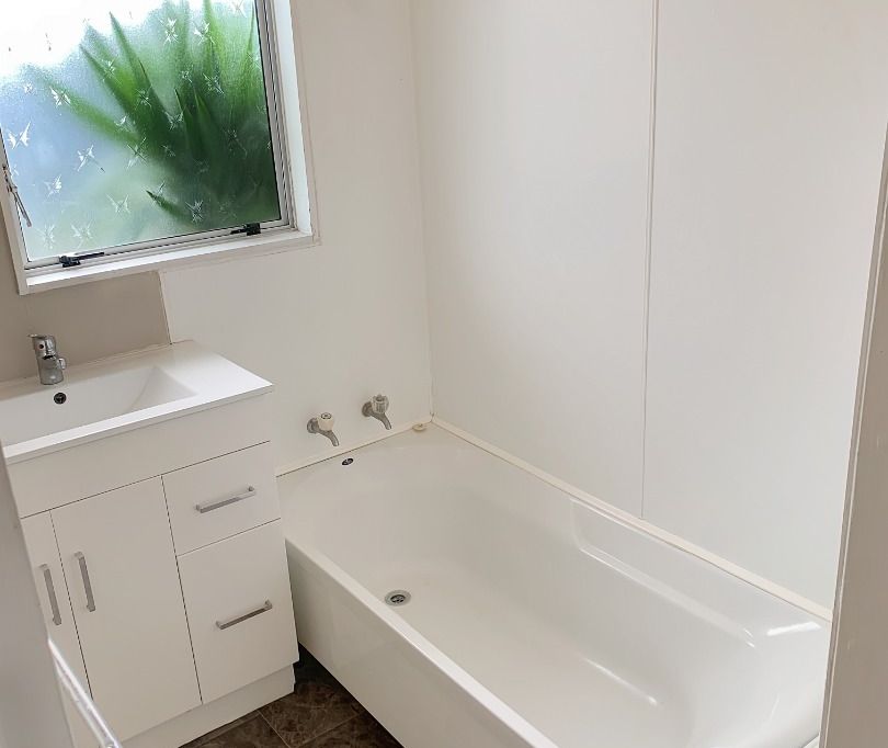 2 Bedroom Unit in Flaxmere 5
