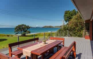 878 Black Jack Road, Opito Bay