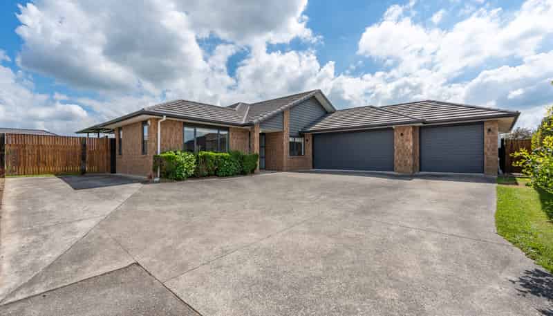 15 Hector Drive, Rototuna North