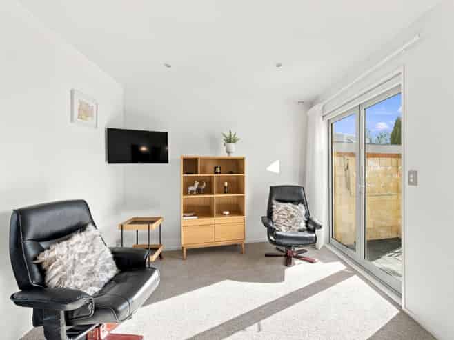 12 Waterford Avenue, Northwood