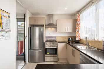 2/115 Boundary Road, Clover Park