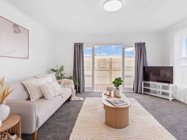 2a Tania Place, TIKIPUNGA