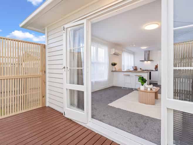 2a Tania Place, TIKIPUNGA