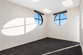 Stunning Light Filled Office Suite – Ferrymead