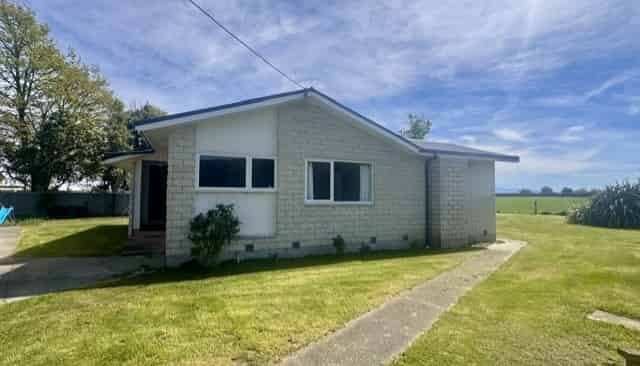 187 Greendale Road, Greendale