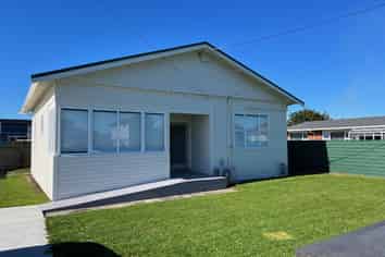 16 Caledonia Street, Hawera