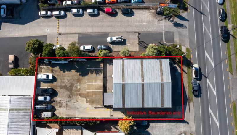 89 Henderson Valley Road, Henderson