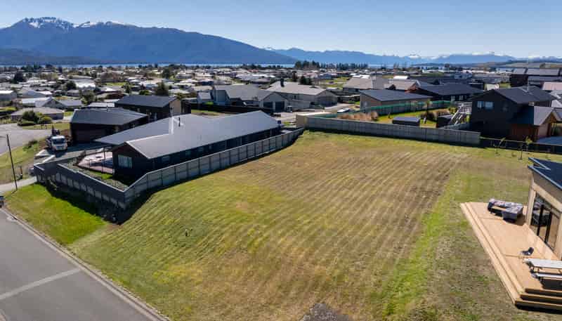 4 Tawera Place, Te Anau