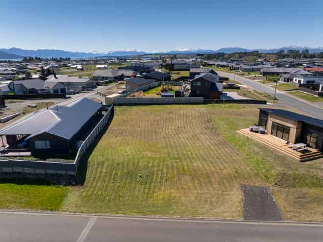 4 Tawera Place, Te Anau