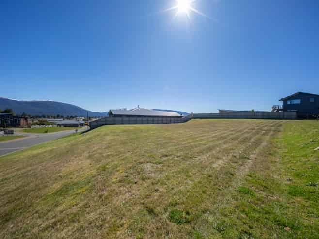 4 Tawera Place, Te Anau