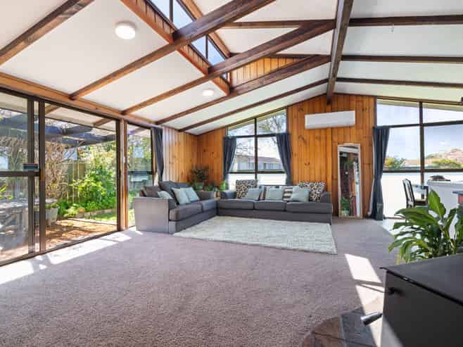 6 Colonial Place, Kelvin Grove