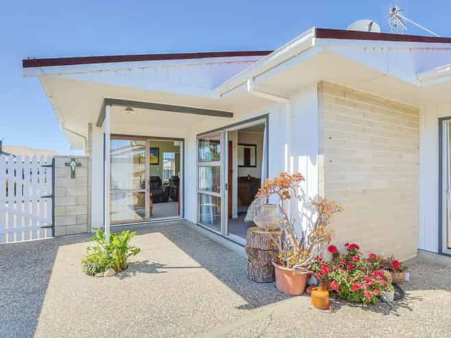1/10 Avondale Road, Taradale